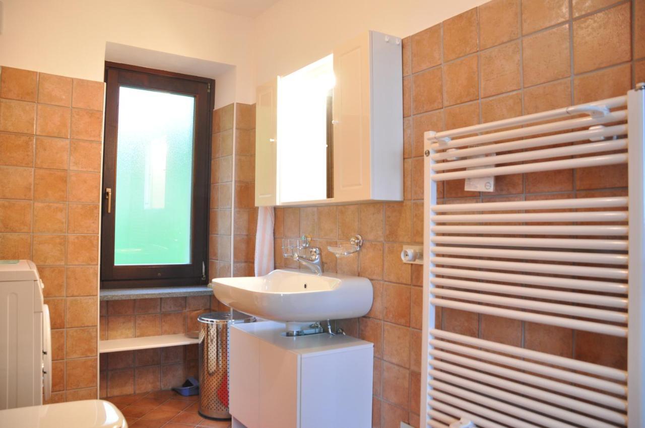Mango Casa Langa Di Lola Bed & Breakfast エクステリア 写真